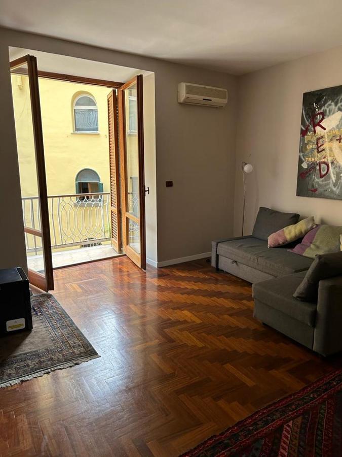 Mh Design Hotel Наполи Екстериор снимка