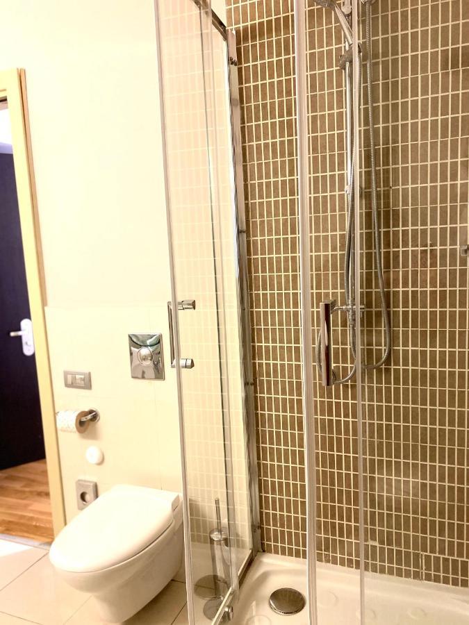 Mh Design Hotel Наполи Екстериор снимка